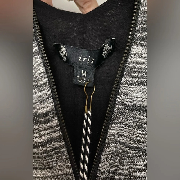 NWT Iris LA Gray and Black Zipper Front Midi Dress Medium - Picture 9 of 11